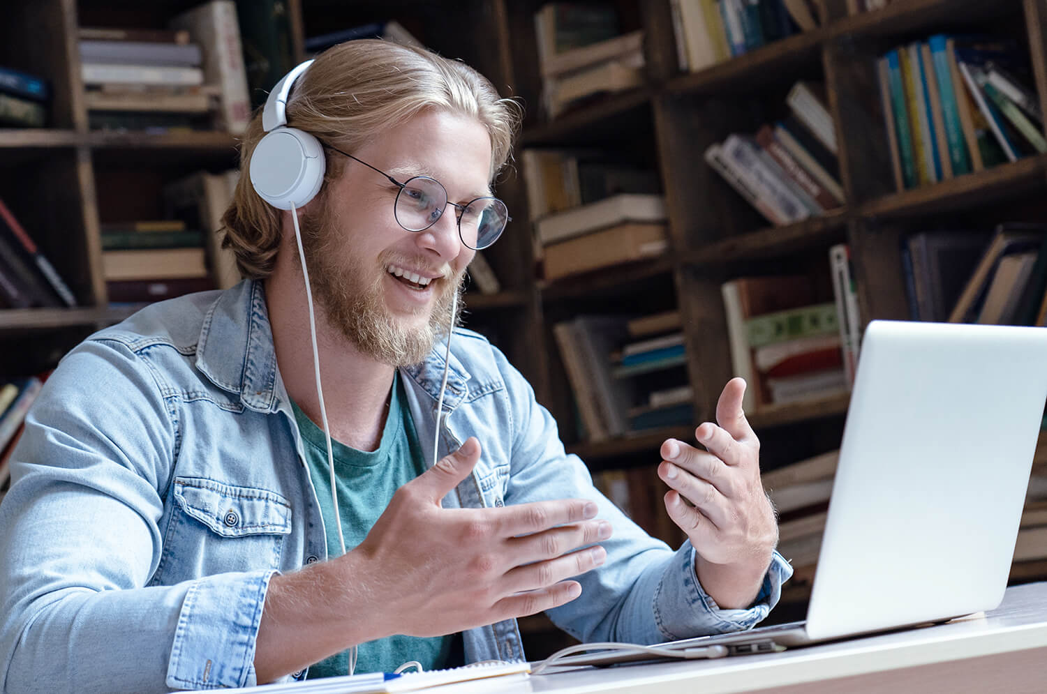 O caminho da transformação digital na educação é a plataforma LXP