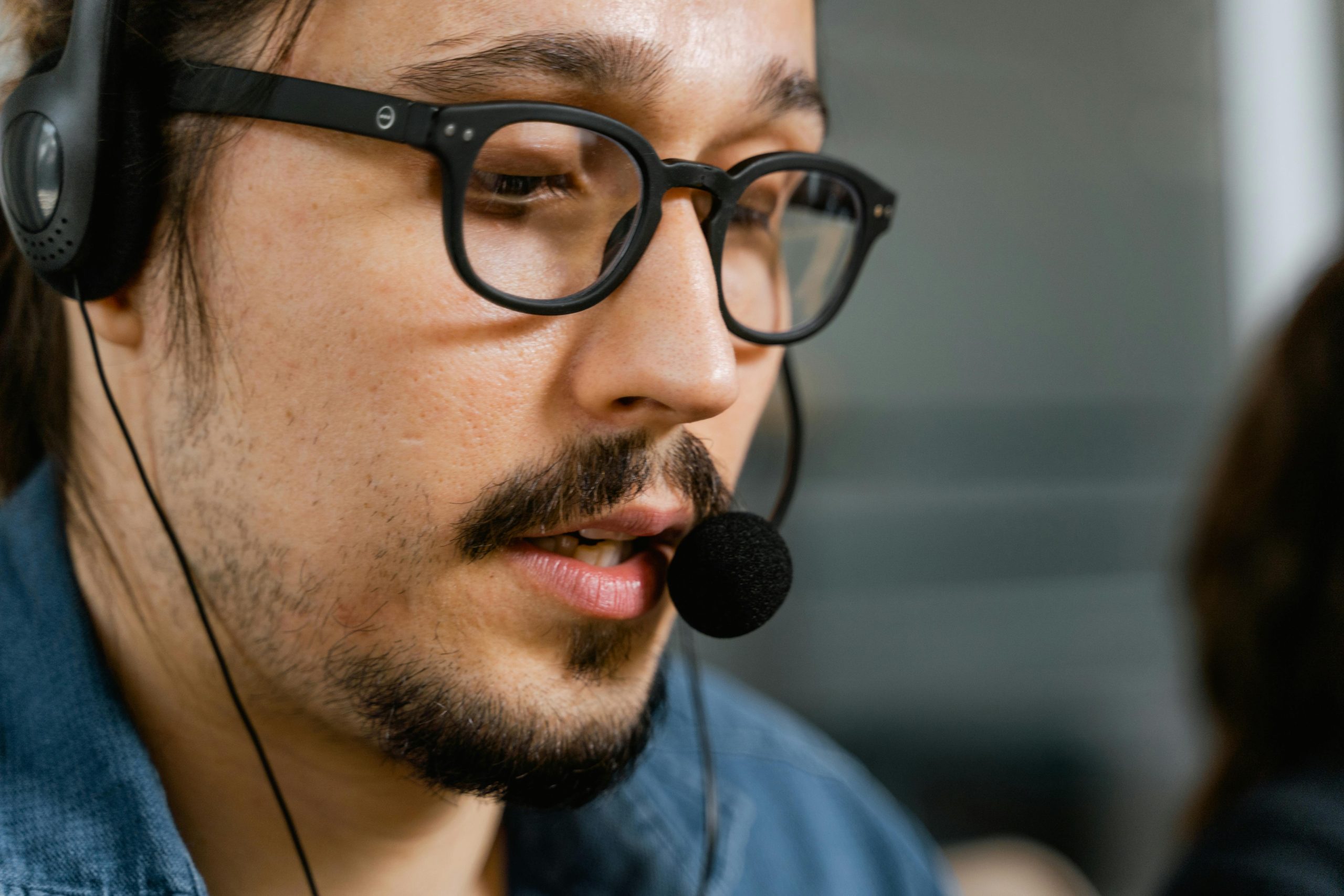 Expert Call Center Services to Enhance Customer Experience