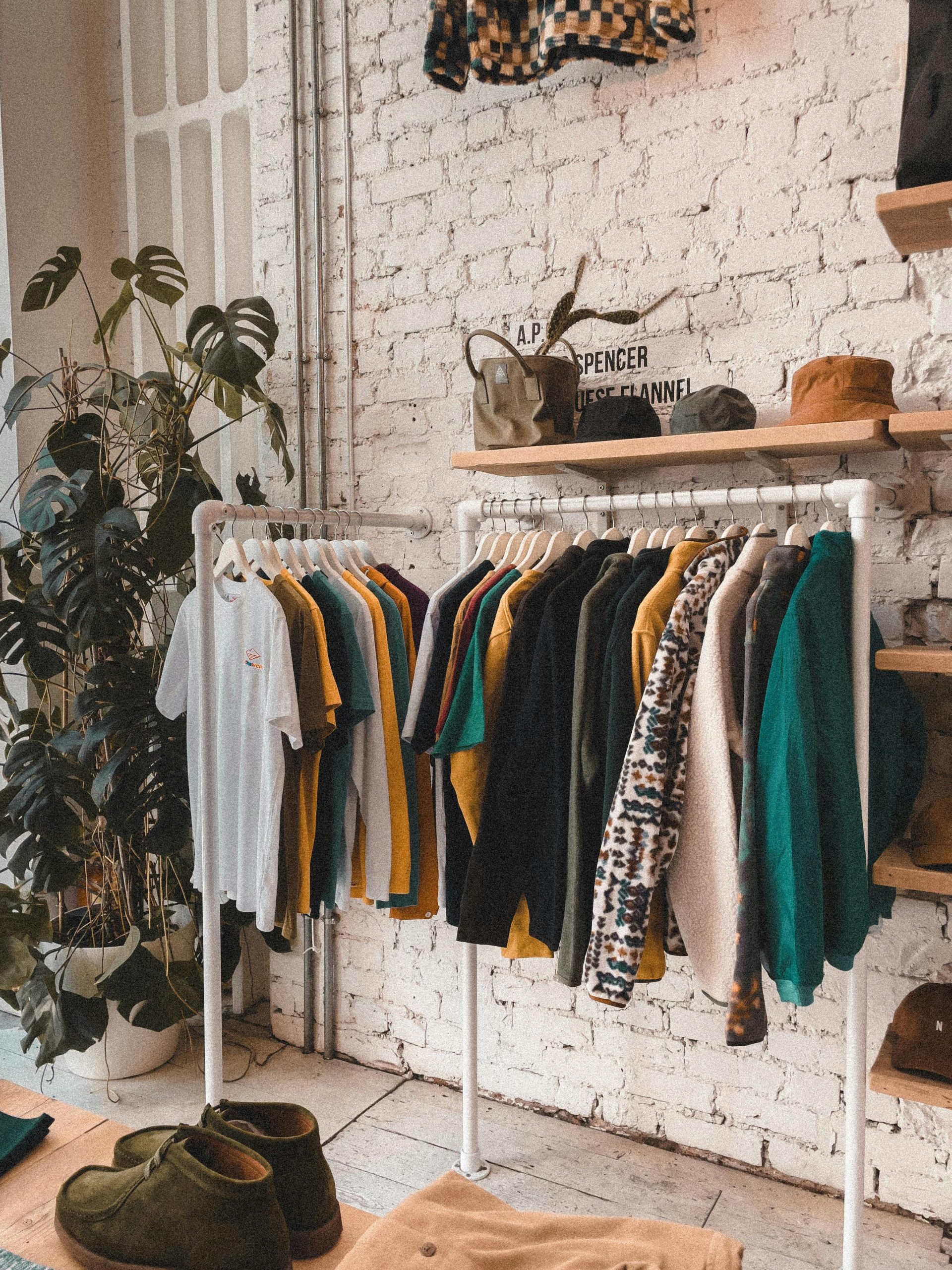 Clothing Store IttyBitty Closet – Boutique Vibes, Trendy Designs, Fast Shipping
